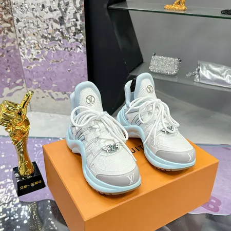 ルイヴィトン スニーカー