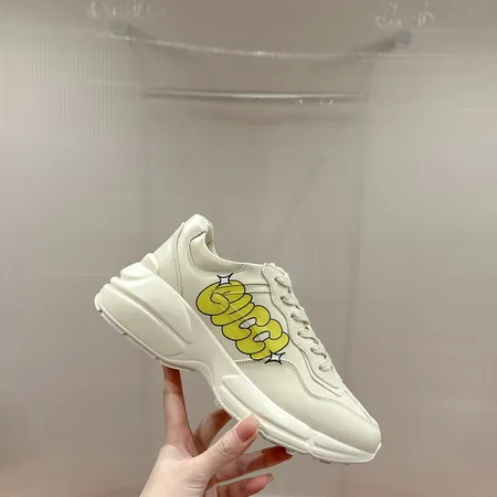 グッチ スニーカー