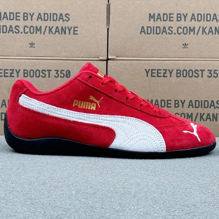 プーマ スニーカー