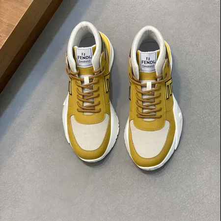 フェンディ スニーカー