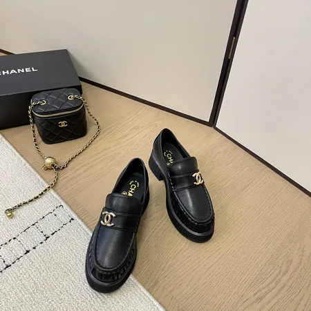 シャネル ビジネスシューズ