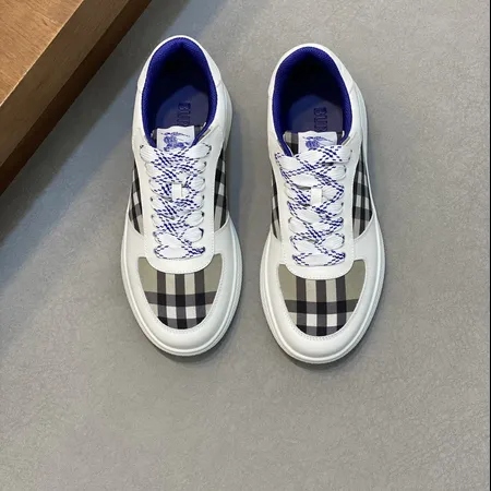 バーバリー ス カジュアルシューズ