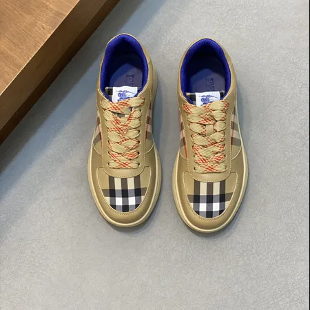 バーバリー ス カジュアルシューズ