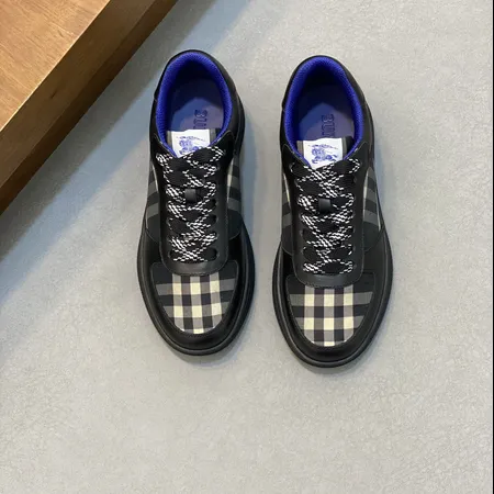 バーバリー ス カジュアルシューズ