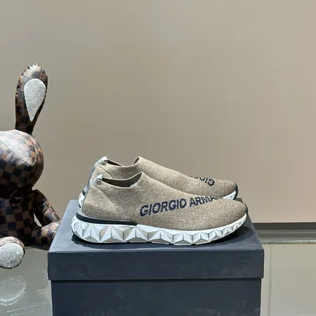 アルマーニ スニーカー