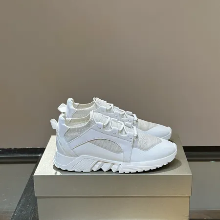 アルマーニ スニーカー