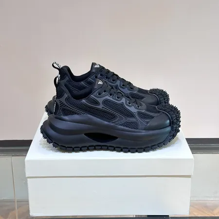 アルマーニ スニーカー