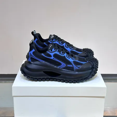 アルマーニ スニーカー