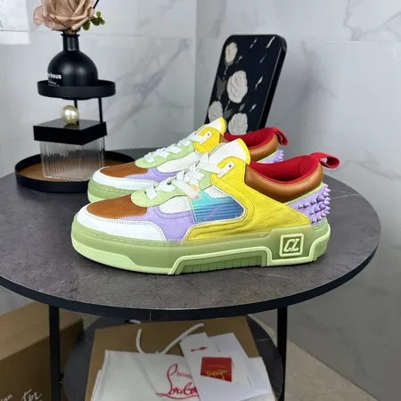 クリスチャン・ルブタン カジュアルシューズ