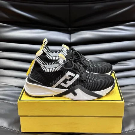 フェンディ スニーカー