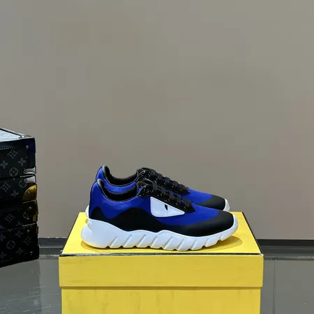 フェンディ スニーカー