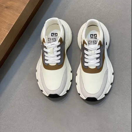 ジバンシィ スニーカー