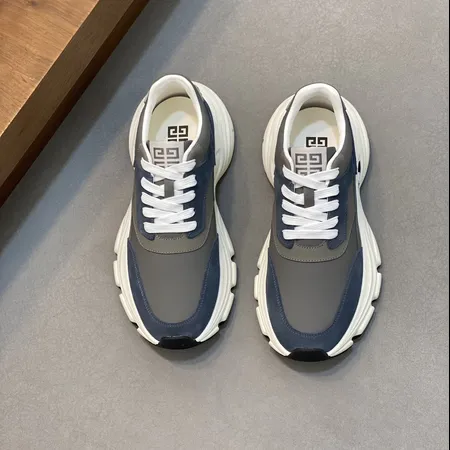 ジバンシィ スニーカー