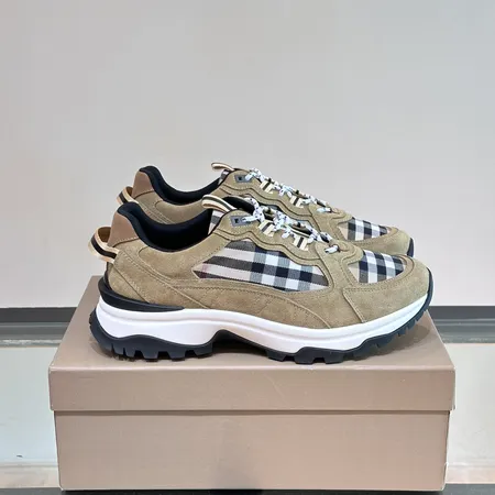 バーバリー ス スニーカー