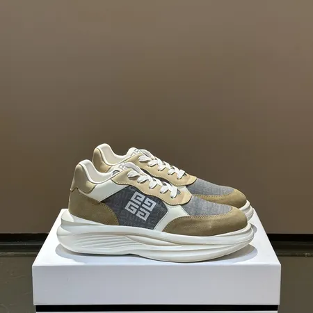 ジバンシィ スニーカー