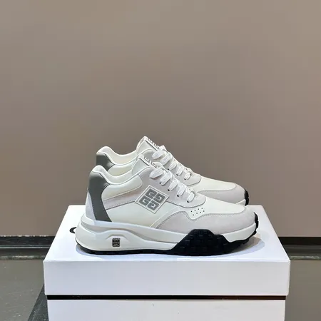 ジバンシィ スニーカー