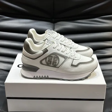 ジバンシィ スニーカー