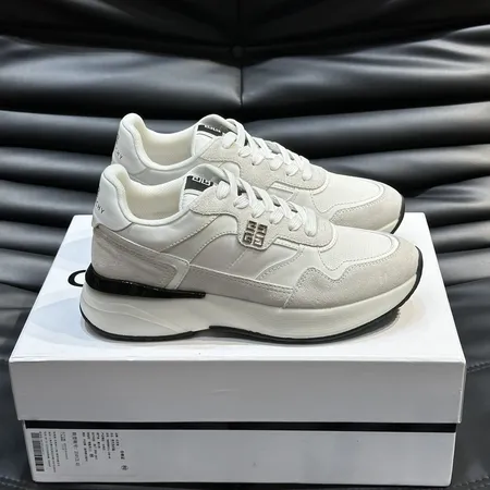 ジバンシィ スニーカー