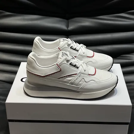 ジバンシィ スニーカー