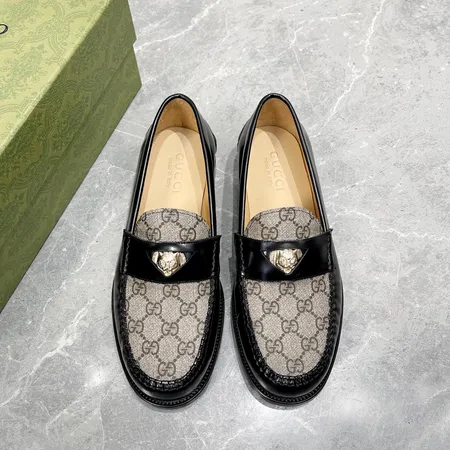 グッチ ビジネスシューズ