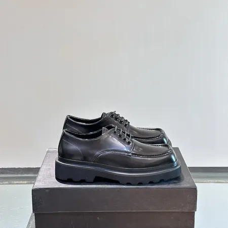 ドルチェ＆ガッバーナ ビジネスシューズ