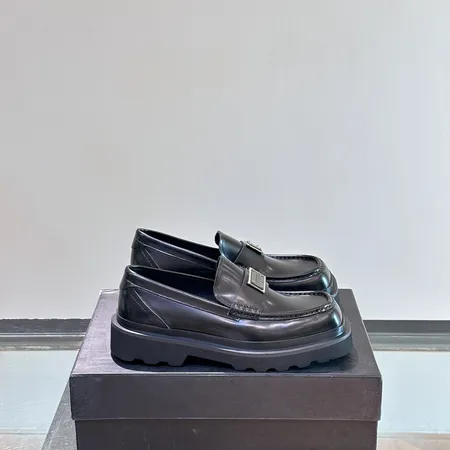 ドルチェ＆ガッバーナ ビジネスシューズ