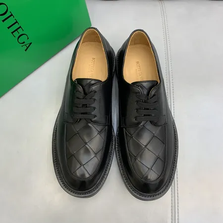 ボッテガ ヴェネタ カジュアルシューズ