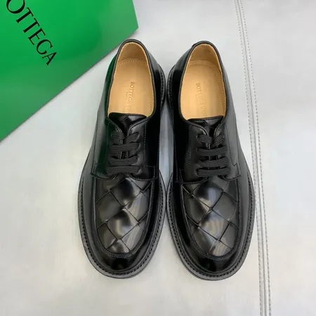 ボッテガ ヴェネタ カジュアルシューズ