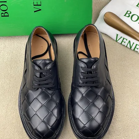 ボッテガ ヴェネタ カジュアルシューズ