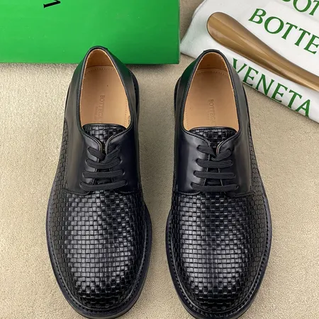 ボッテガ ヴェネタ カジュアルシューズ