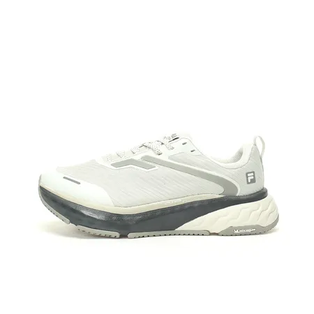 フィラ スニーカー