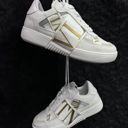 ヴァレンティノ カジュアルシューズ