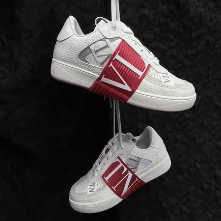 ヴァレンティノ カジュアルシューズ