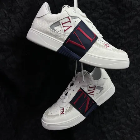 ヴァレンティノ カジュアルシューズ