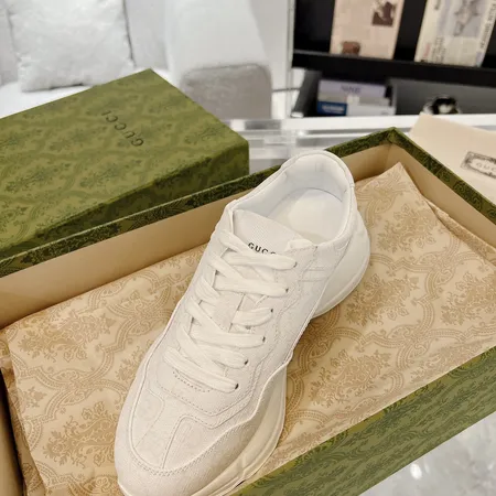 グッチ スニーカー