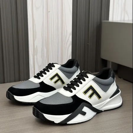 フェンディ スニーカー