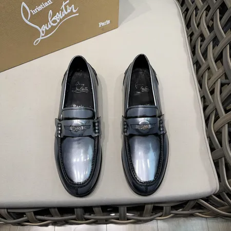 クリスチャン・ルブタン ビジネスシューズ