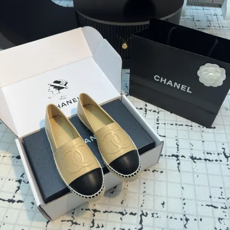 シャネル カジュアルシューズ