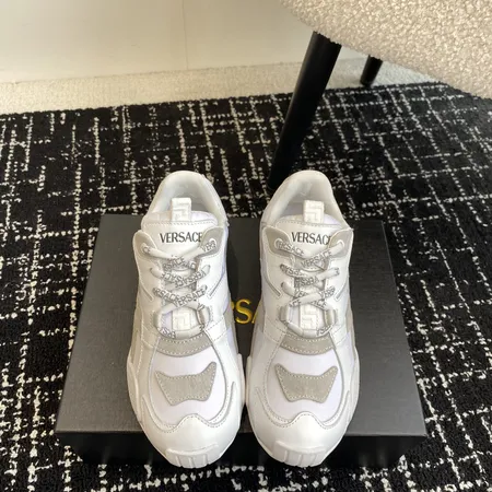 ヴェルサーチ カジュアルシューズ