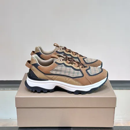 バーバリー ス スニーカー