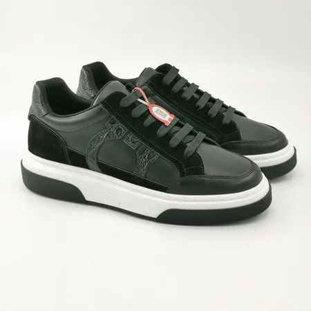 フェラガモ カジュアルシューズ