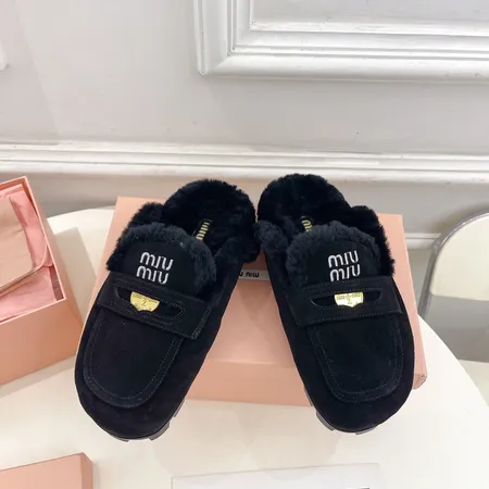 ミュウミュウ スリッパ