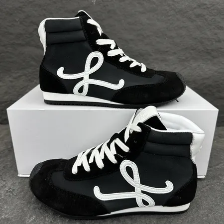 ロエベ カジュアルシューズ