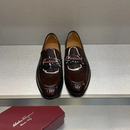 フェラガモ ビジネスシューズ