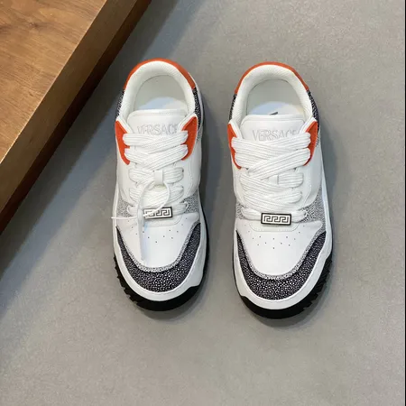 ヴェルサーチ カジュアルシューズ