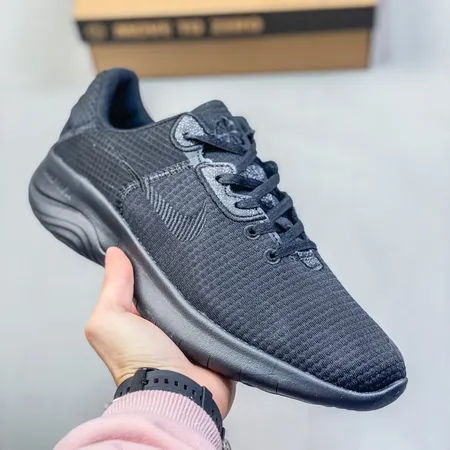 ナイキ スニーカー