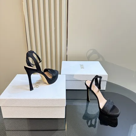 ディオール サンダル