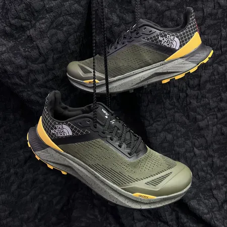 ノースフェイス スニーカー