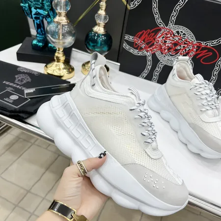 ヴェルサーチ スニーカー