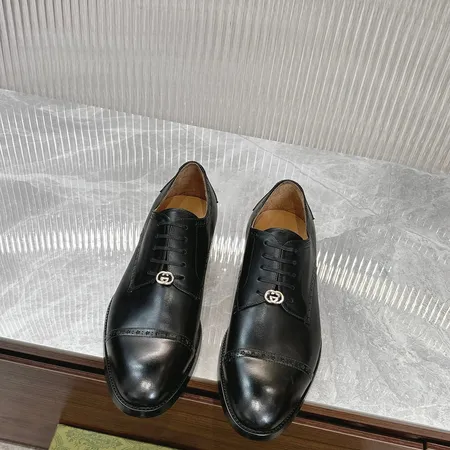 グッチ ビジネスシューズ